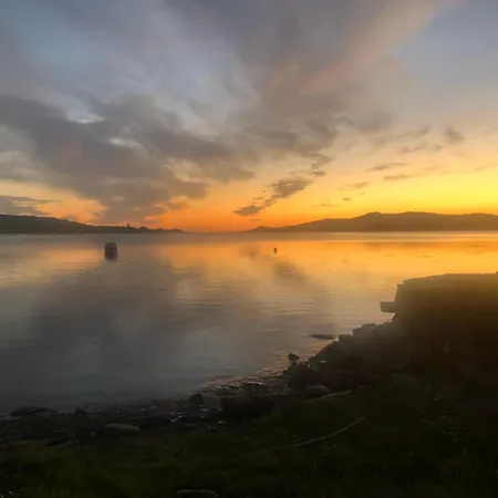 Ard Na Muiri - -